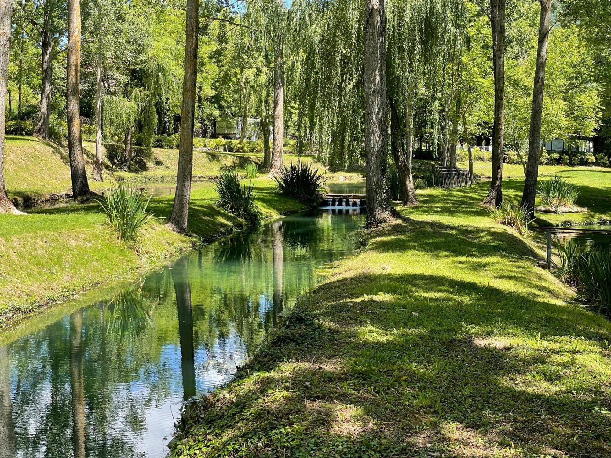 Отель Les Terrasses Du Durzon Nant Экстерьер фото